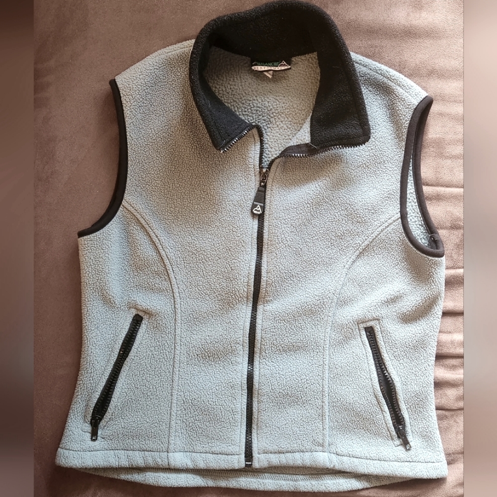 Avalanche Performance Women's SM ZipUp Polyster Vest Jacket